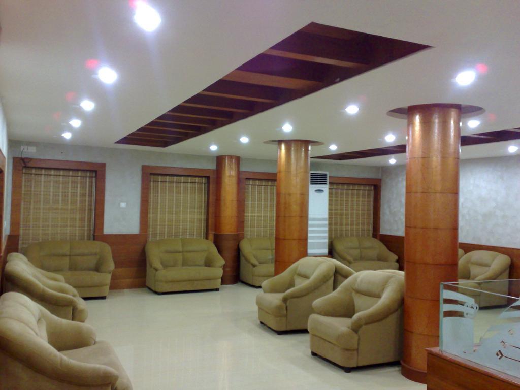 Kpm Regency Hotel Palakkad Cameră foto