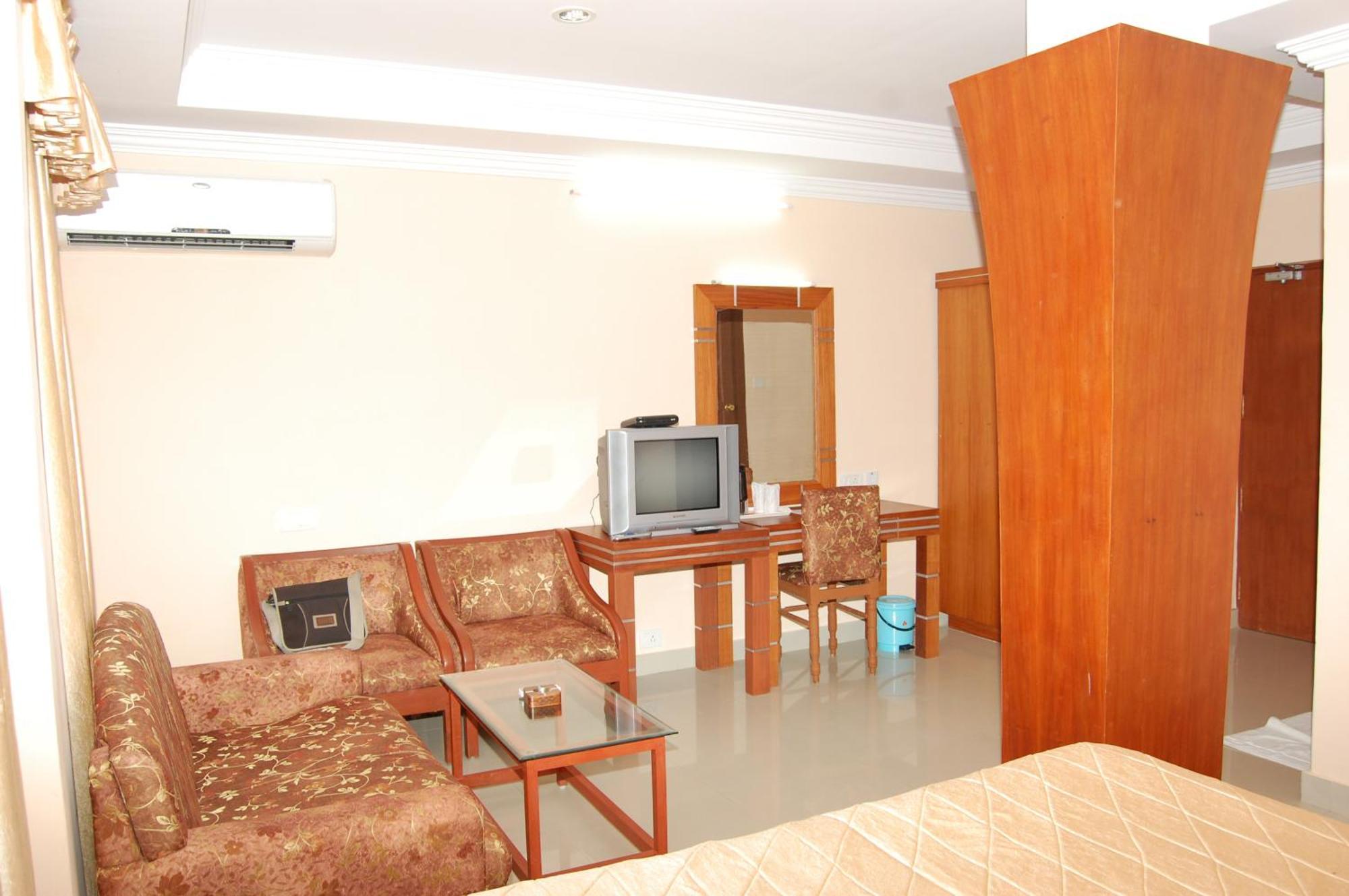 Kpm Regency Hotel Palakkad Cameră foto